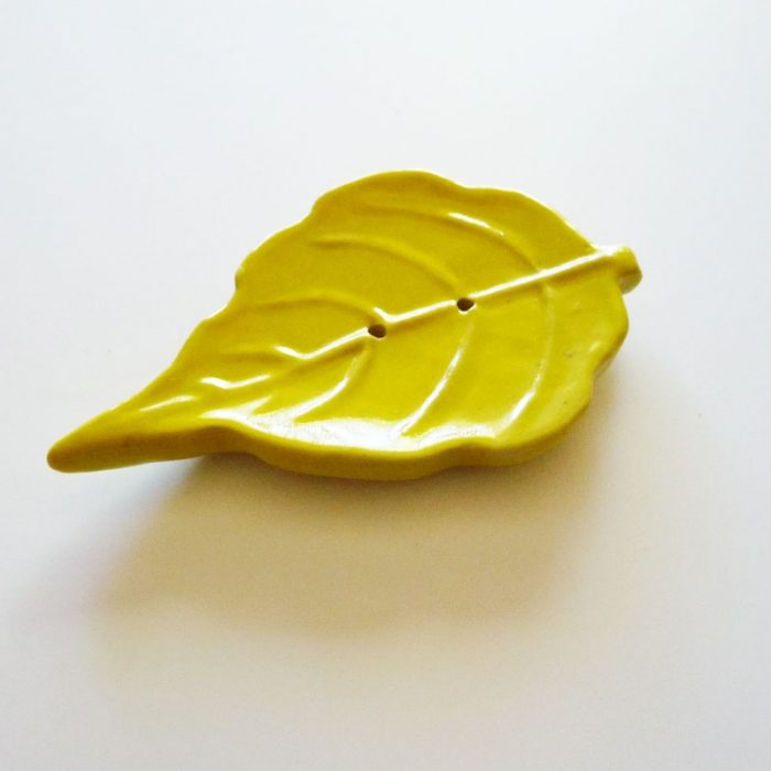 Feuille en céramique jaune
