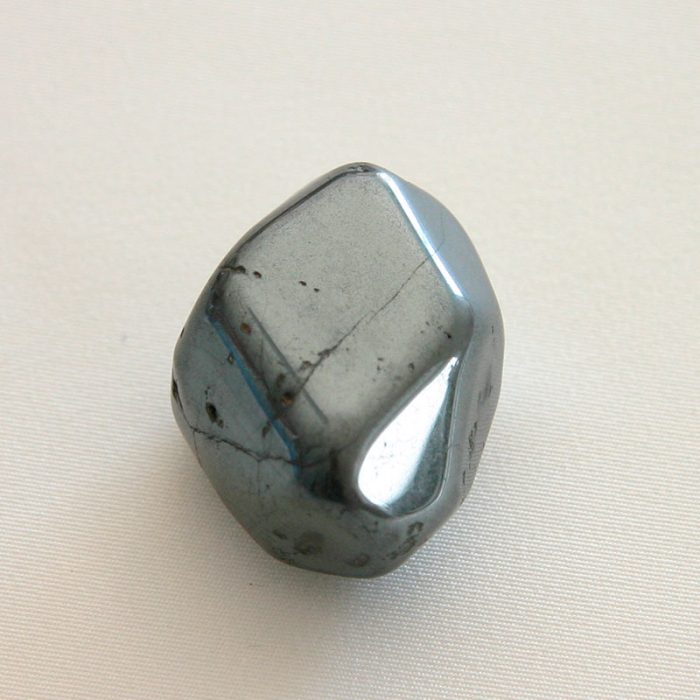 Pierre polie d'hématite 87 gr 4 cm - Pièce unique – Image 6