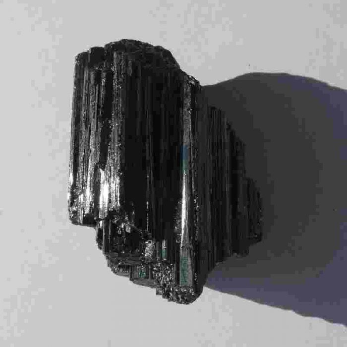 Tourmaline noire brute 51 g